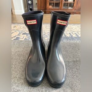 Hunter Black Glossy Rain  Textured Sole Boots Size 10